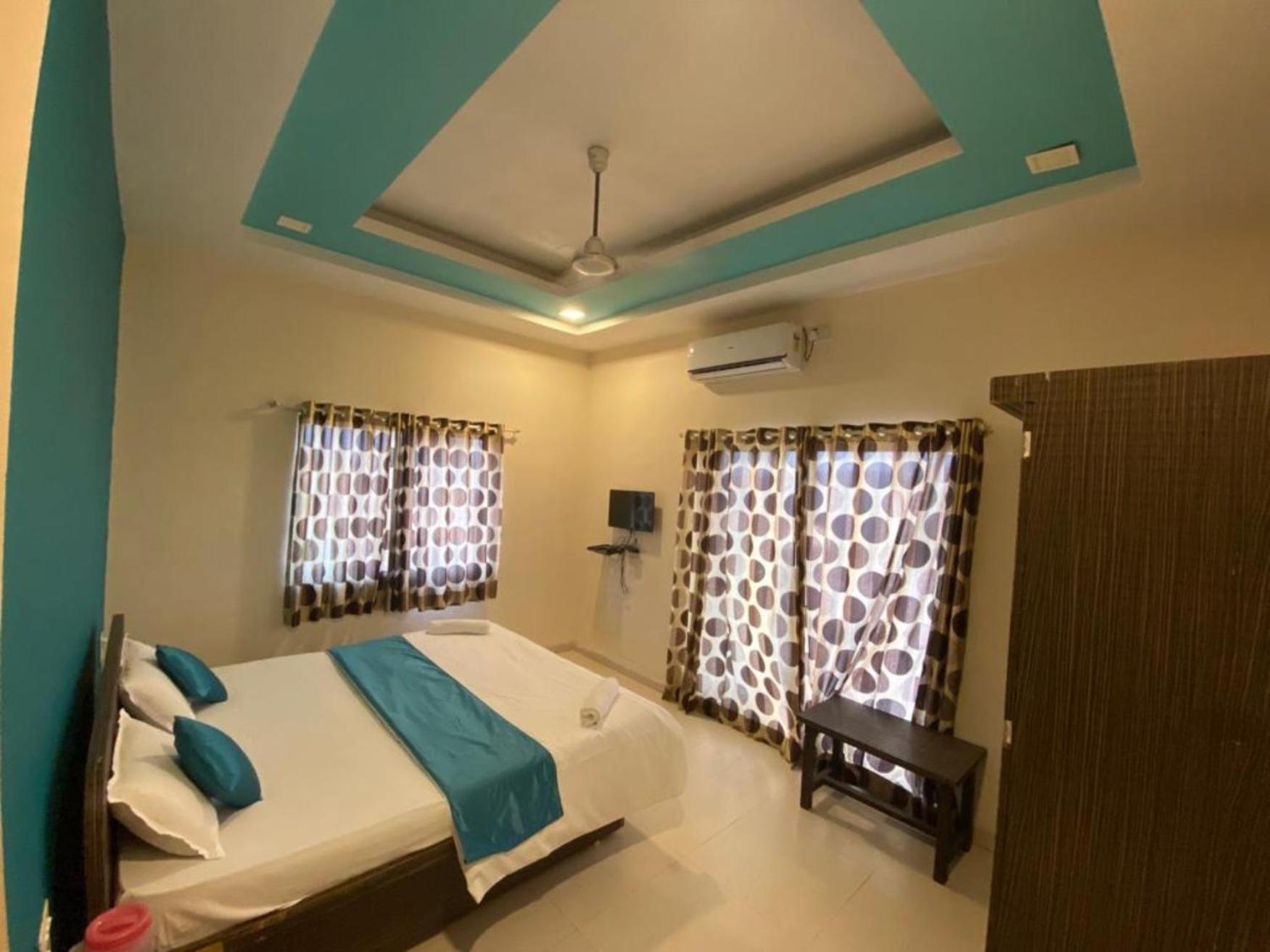Hotel Twilight House Mahabaleshwar Bagian luar foto